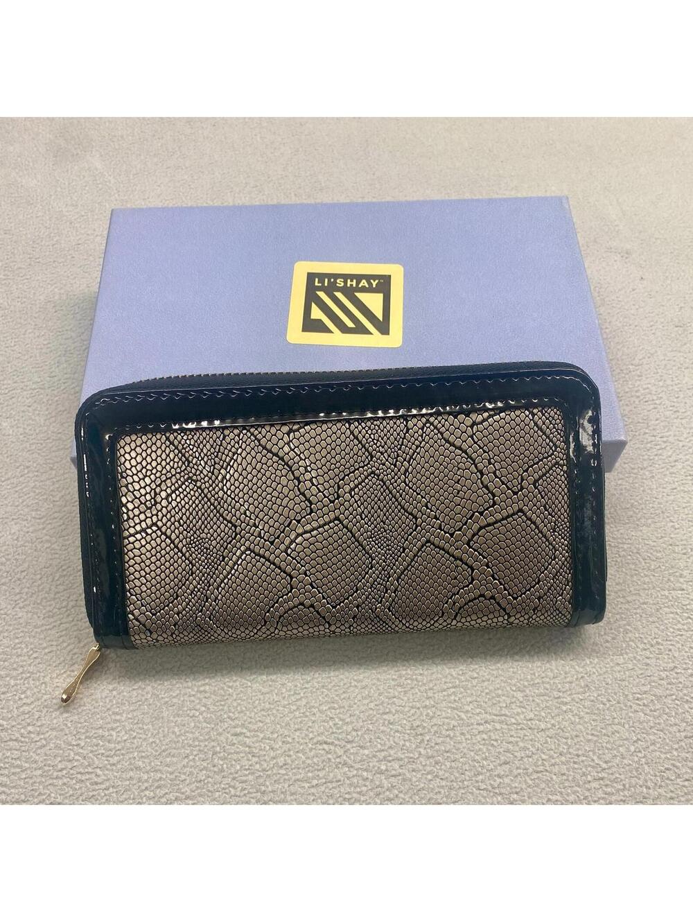 Li'shay Silver Zip Around Snakeskin Wallet Brand New In Box Measures 8"x4"x1"
